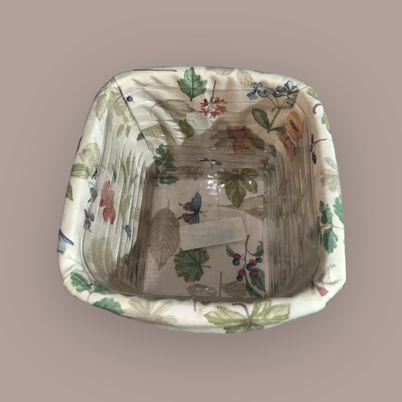 Vintage Longaberger Tissue Box Holder Basket - Picture 8 of 15